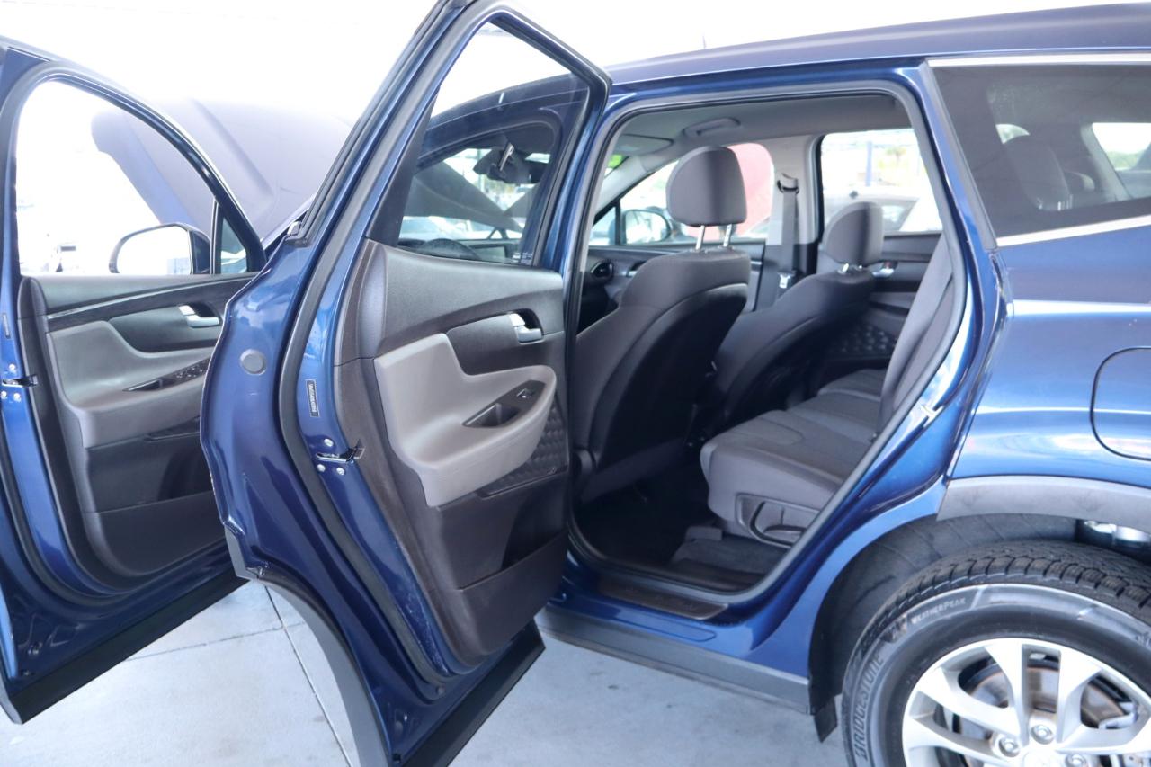 Hyundai Santa Fe SEL 2.4L Auto FWD 2020