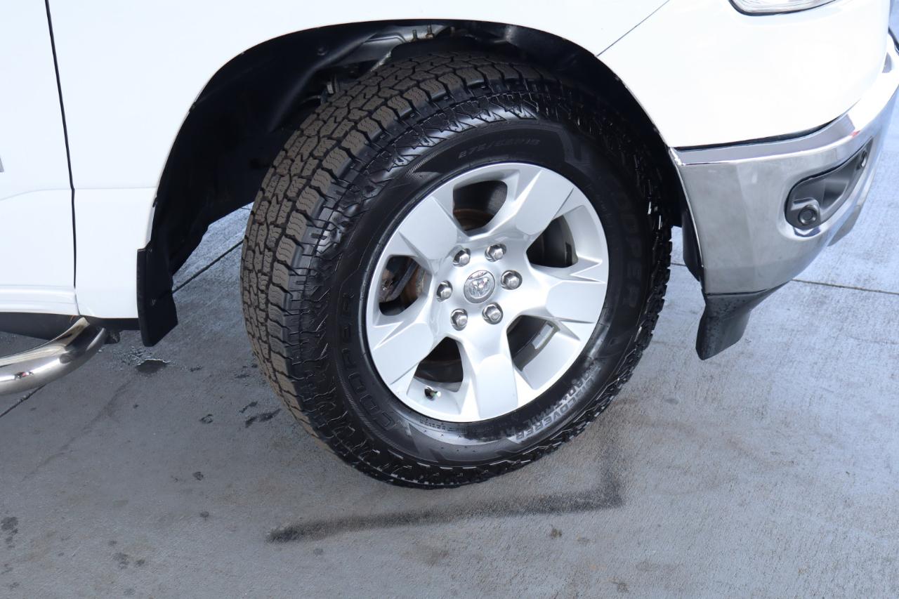 RAM 1500 Big Horn 4x2 Quad Cab 6'4" Box 2020