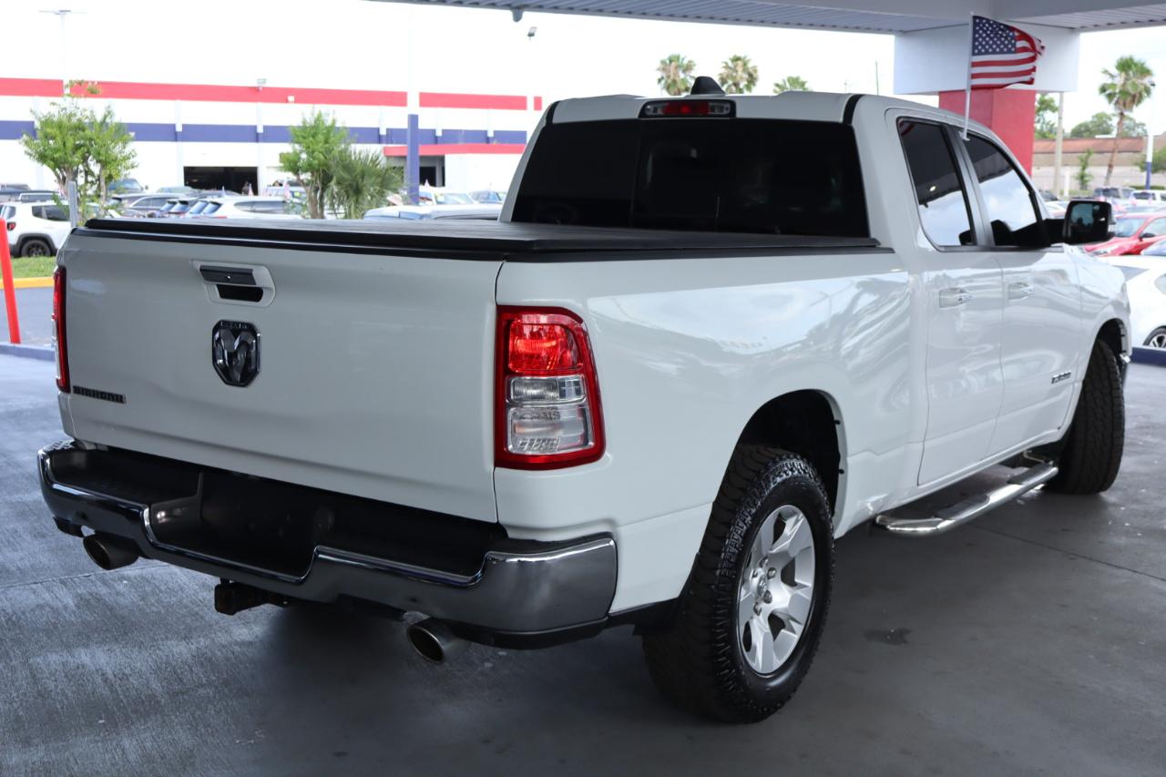 RAM 1500 Big Horn 4x2 Quad Cab 6'4" Box 2020