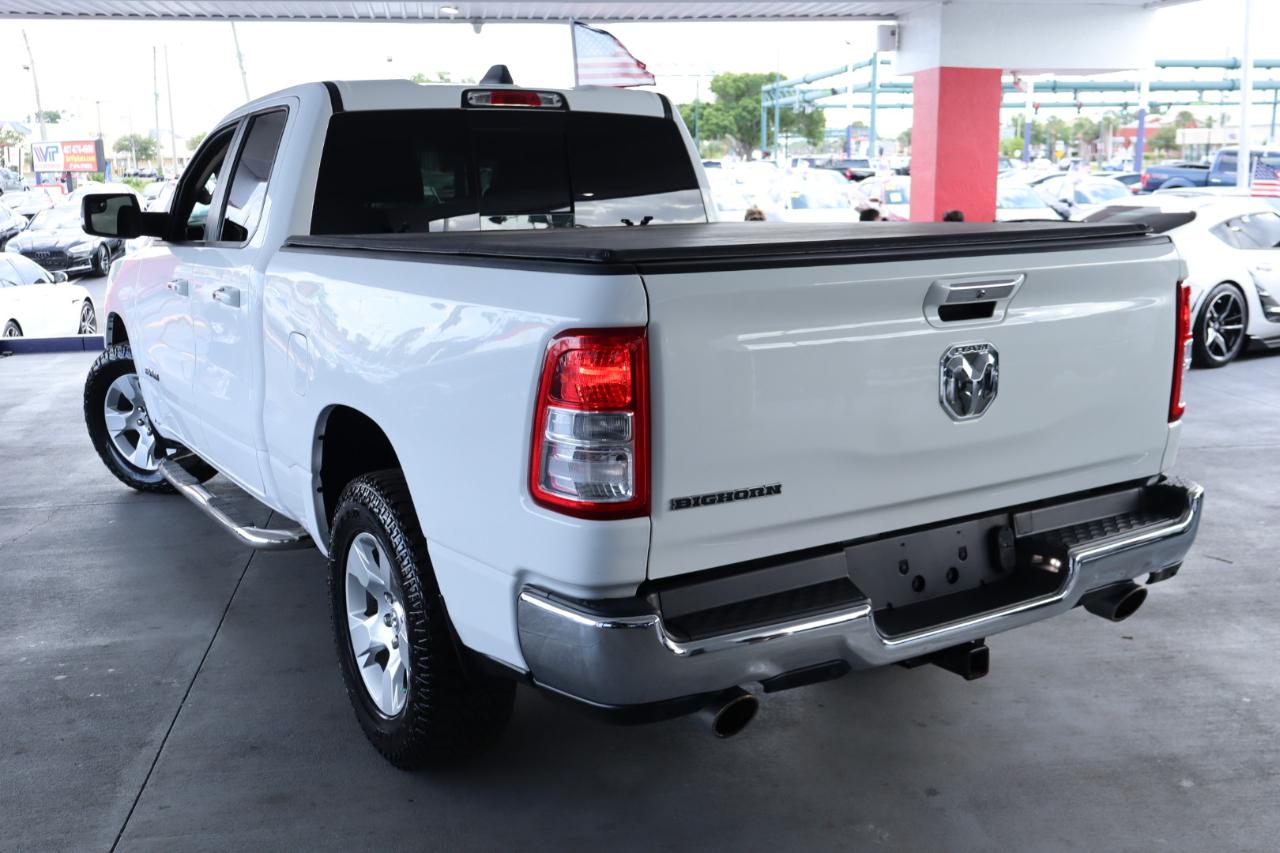 RAM 1500 Big Horn 4x2 Quad Cab 6'4" Box 2020