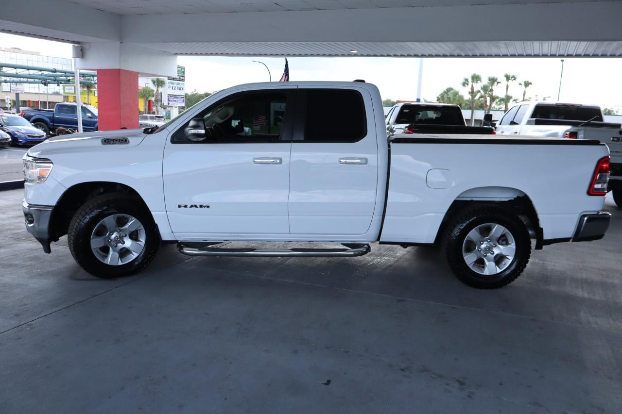 RAM 1500 Big Horn 4x2 Quad Cab 6'4" Box 2020