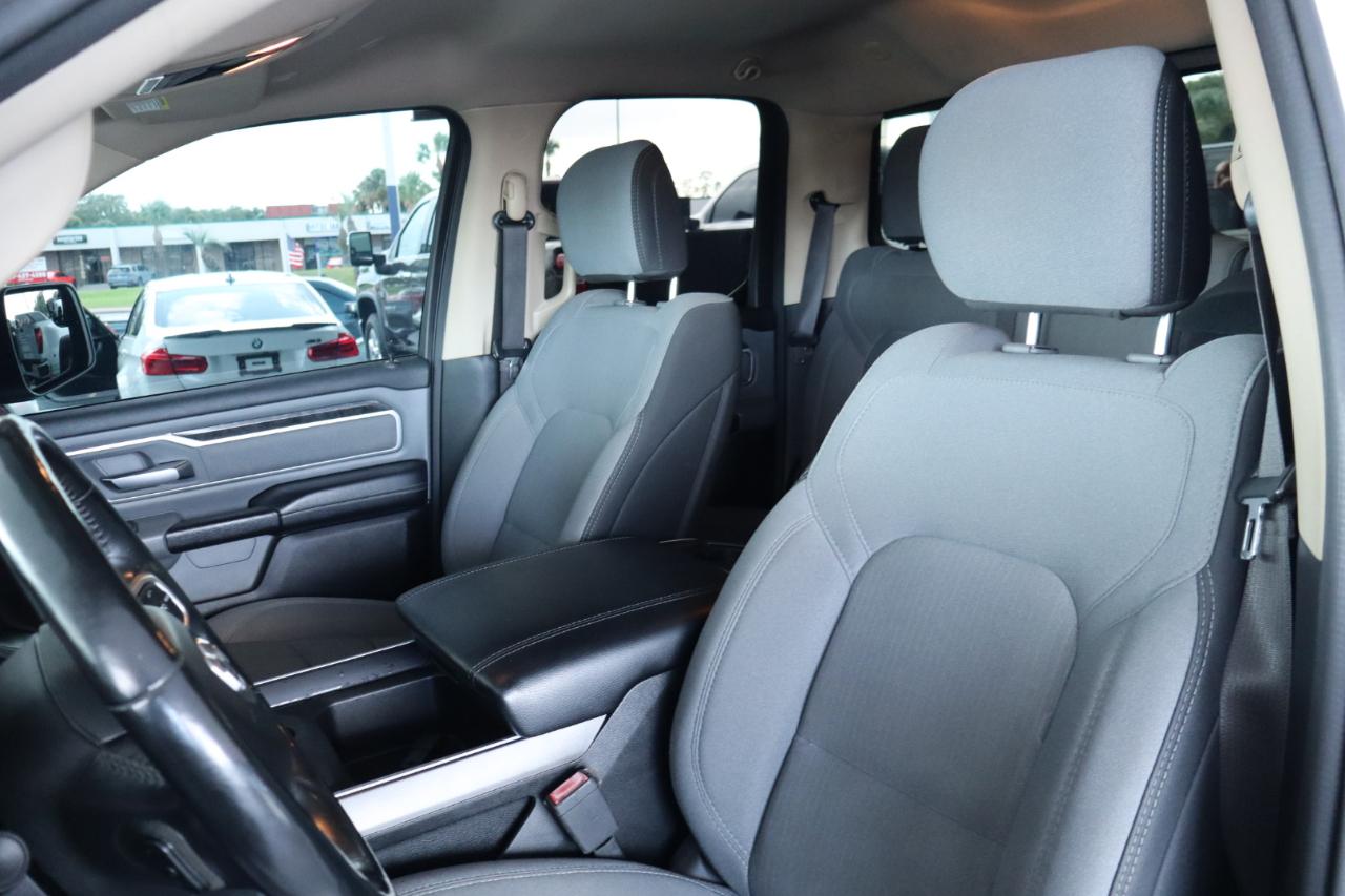 RAM 1500 Big Horn 4x2 Quad Cab 6'4" Box 2020