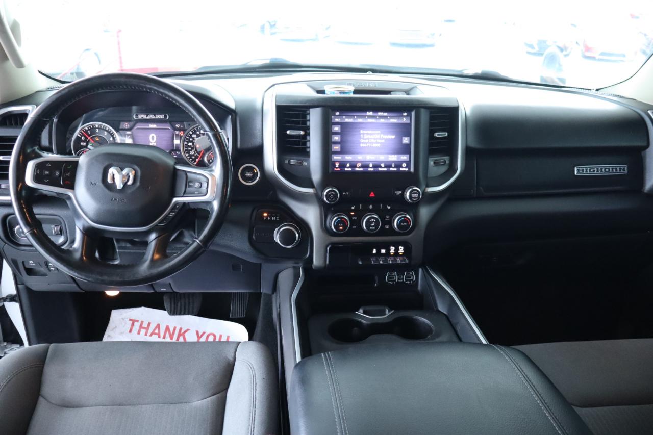 RAM 1500 Big Horn 4x2 Quad Cab 6'4" Box 2020