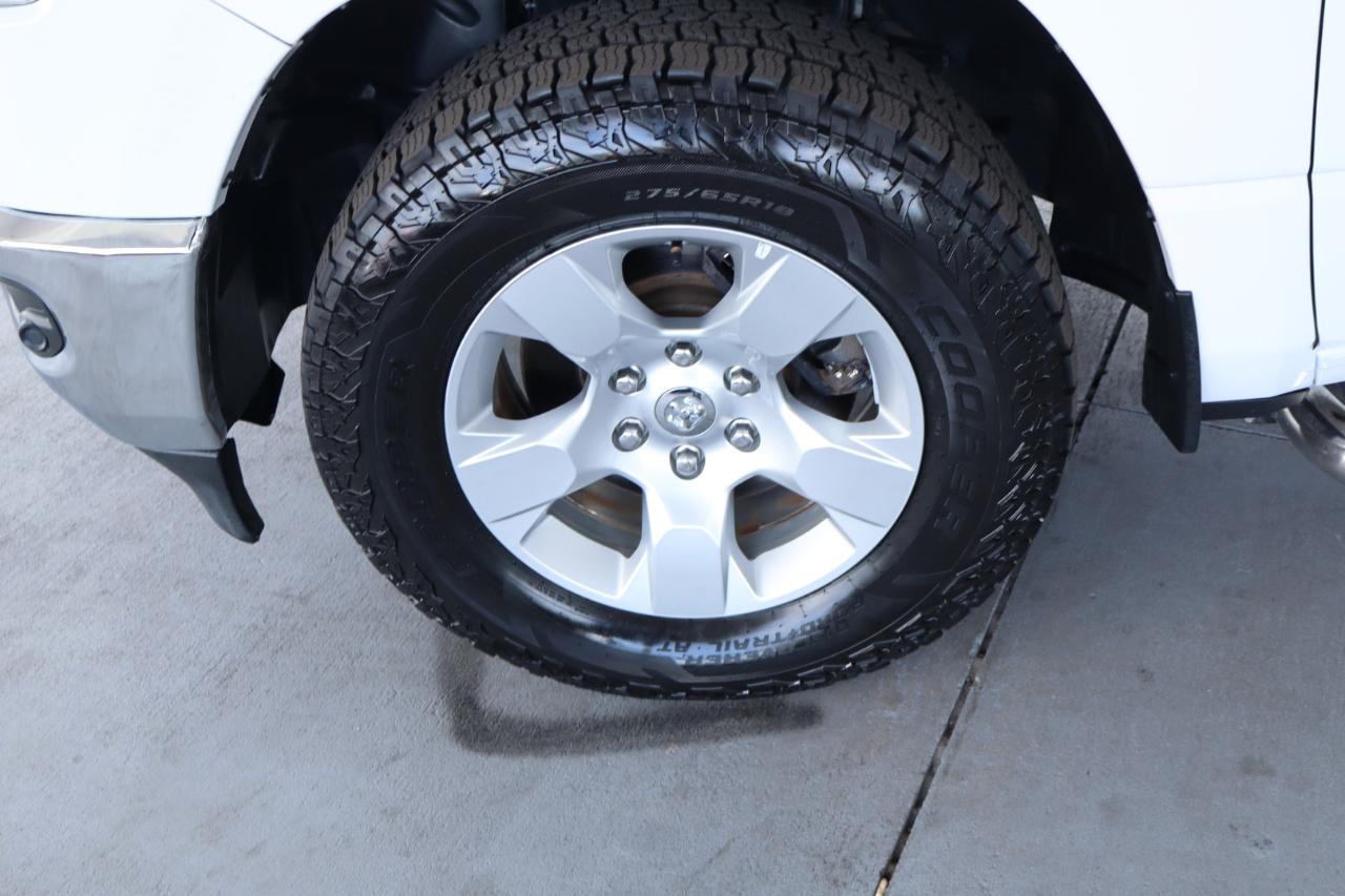 RAM 1500 Big Horn 4x2 Quad Cab 6'4" Box 2020