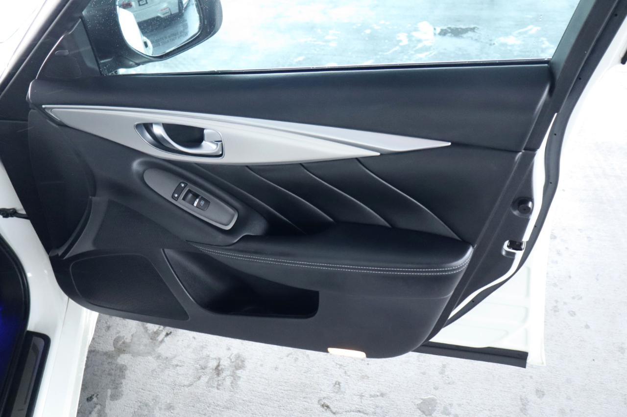 Infiniti Q50 3.0t LUXE RWD 2021