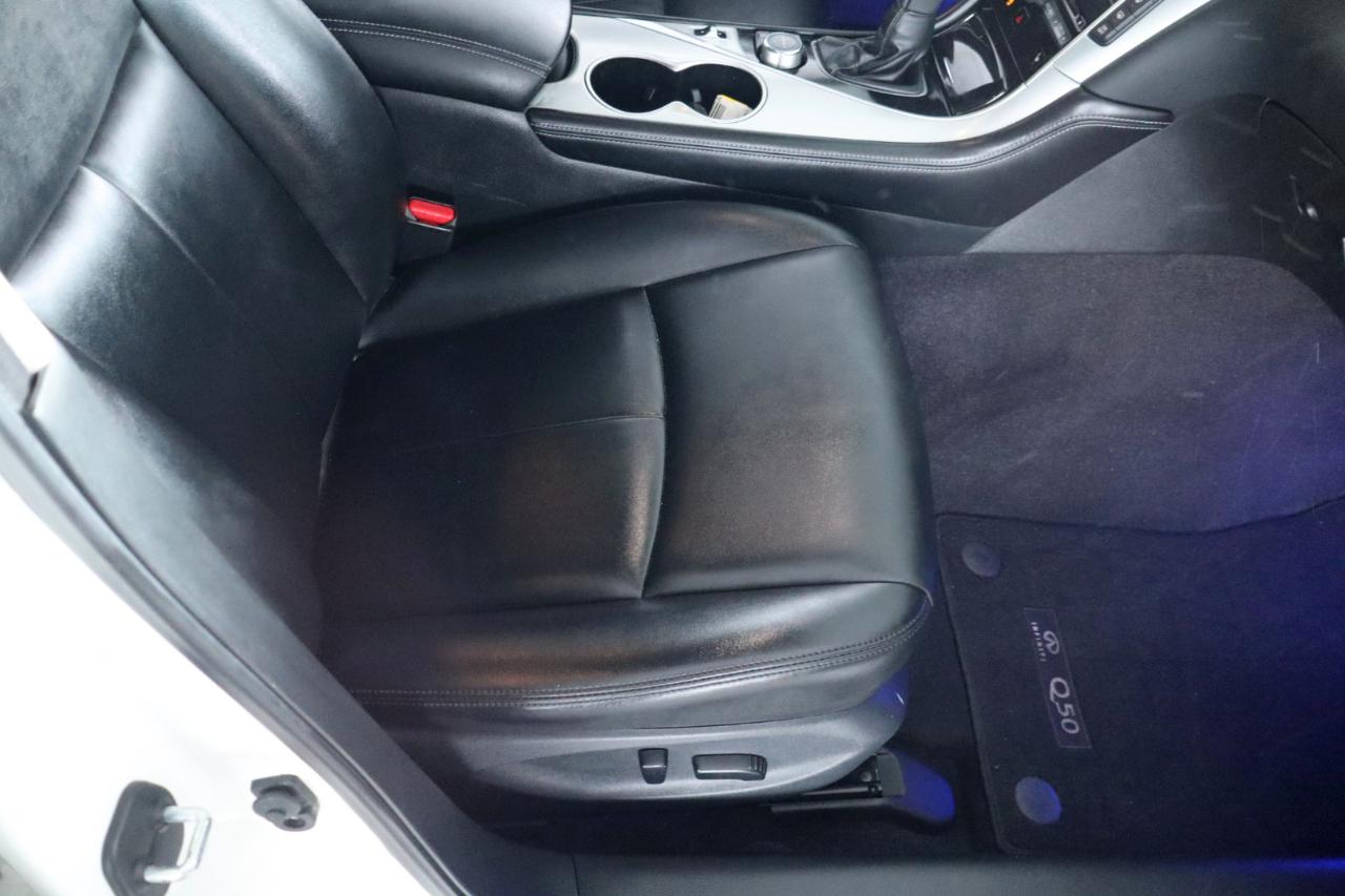 Infiniti Q50 3.0t LUXE RWD 2021