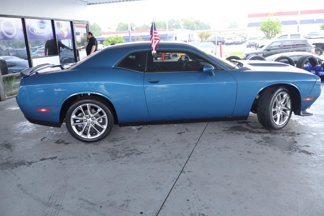 Dodge Challenger GT AWD 2022
