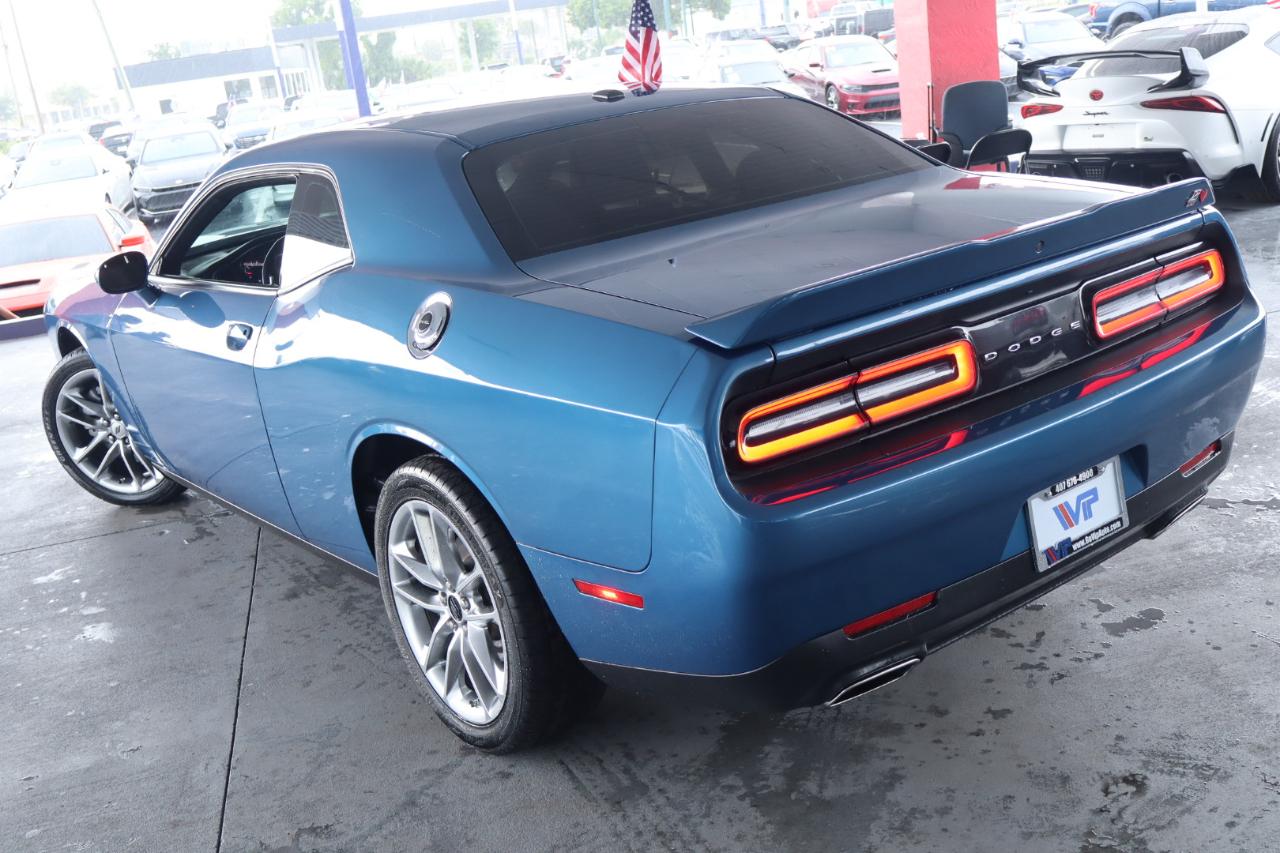 Dodge Challenger GT AWD 2022