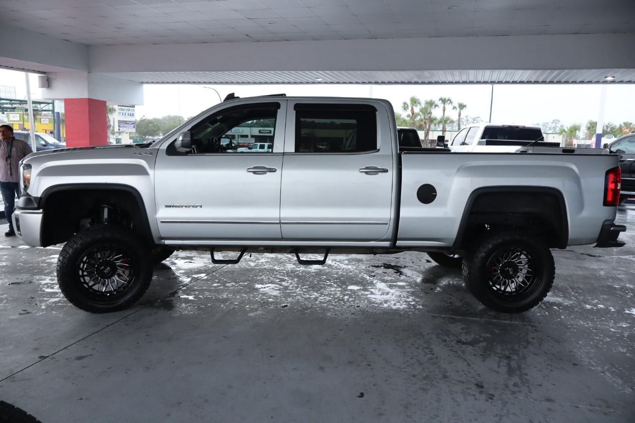 GMC Sierra 1500 4WD Crew Cab 153.0" SLT 2015