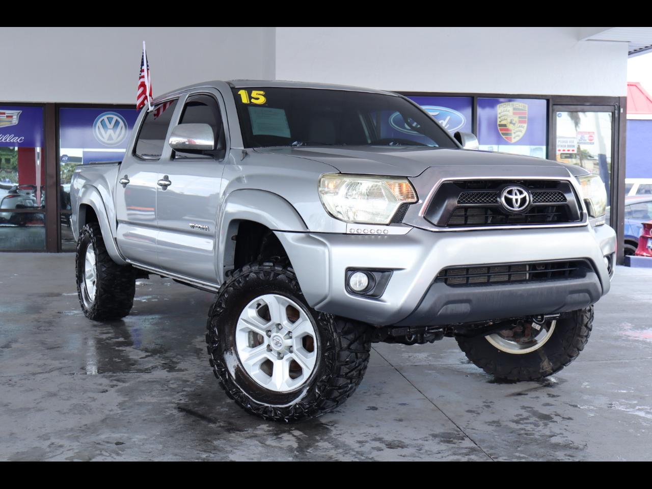 Toyota Tacoma 2WD Double Cab V6 AT PreRunner (Natl) 2015