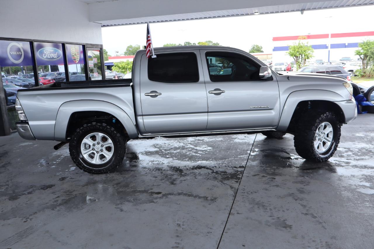 Toyota Tacoma 2WD Double Cab V6 AT PreRunner (Natl) 2015