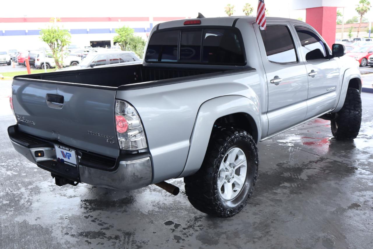 Toyota Tacoma 2WD Double Cab V6 AT PreRunner (Natl) 2015