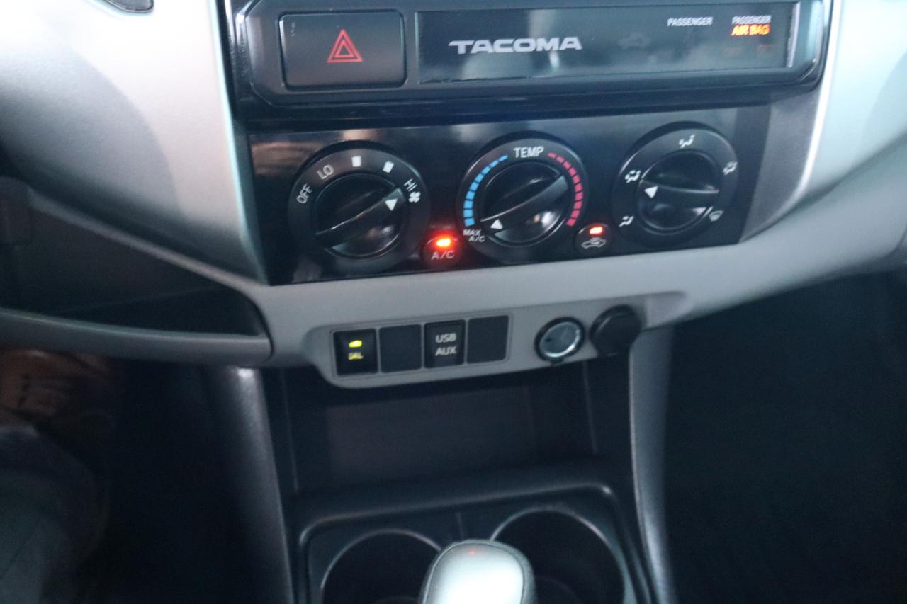 Toyota Tacoma 2WD Double Cab V6 AT PreRunner (Natl) 2015
