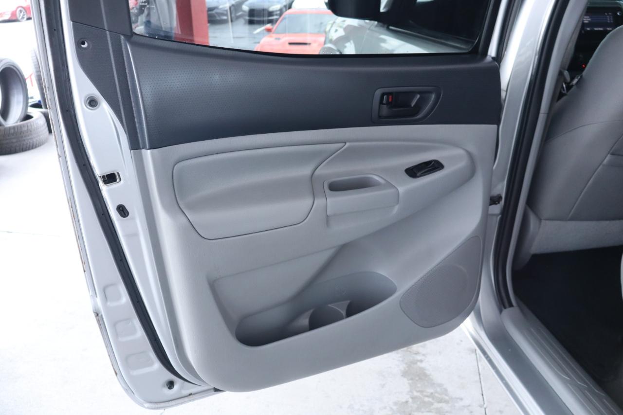 Toyota Tacoma 2WD Double Cab V6 AT PreRunner (Natl) 2015
