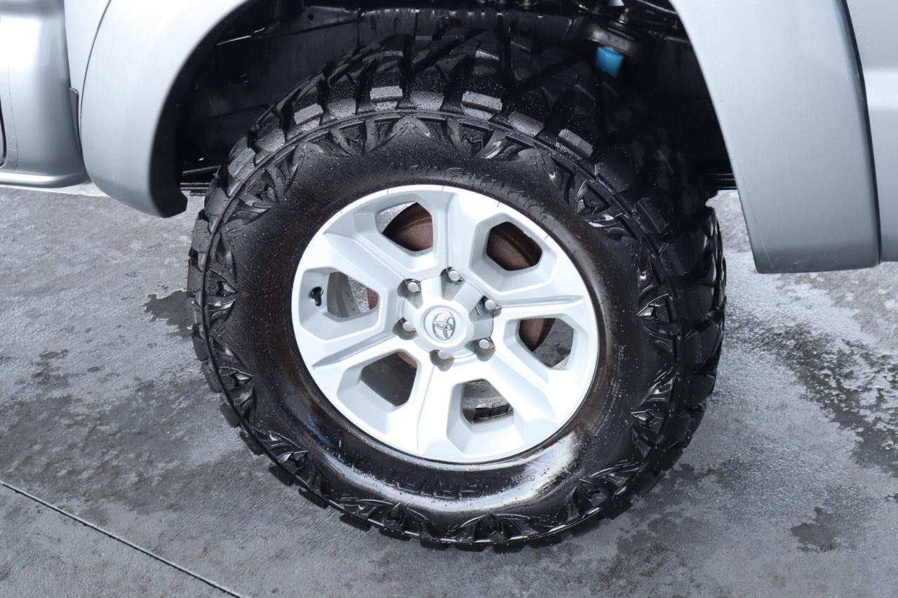 Toyota Tacoma 2WD Double Cab V6 AT PreRunner (Natl) 2015