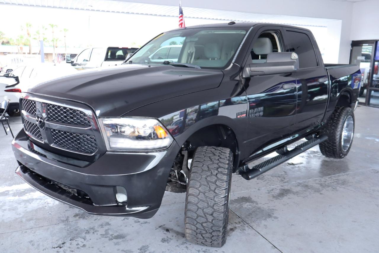 RAM 1500 Tradesman Regular Cab SWB 2WD 2017