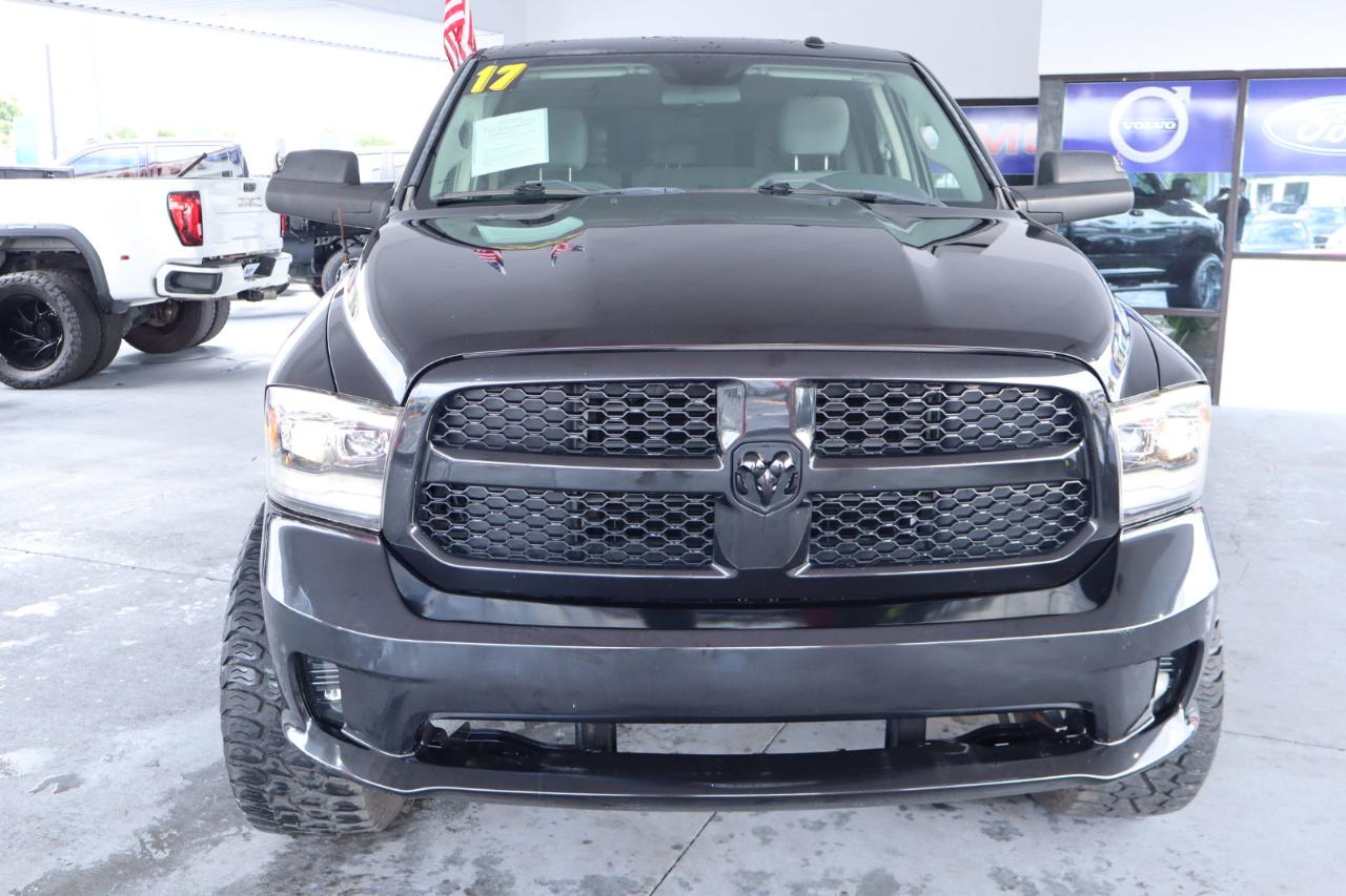 RAM 1500 Tradesman Regular Cab SWB 2WD 2017