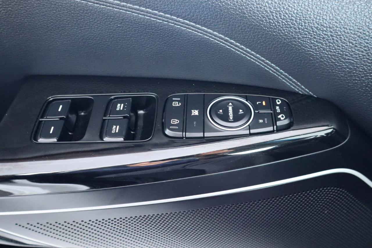 Kia Cadenza Premium Sedan 2017