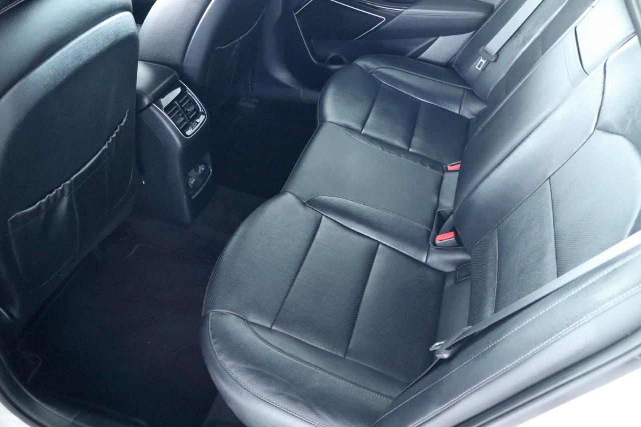 Kia Cadenza Premium Sedan 2017