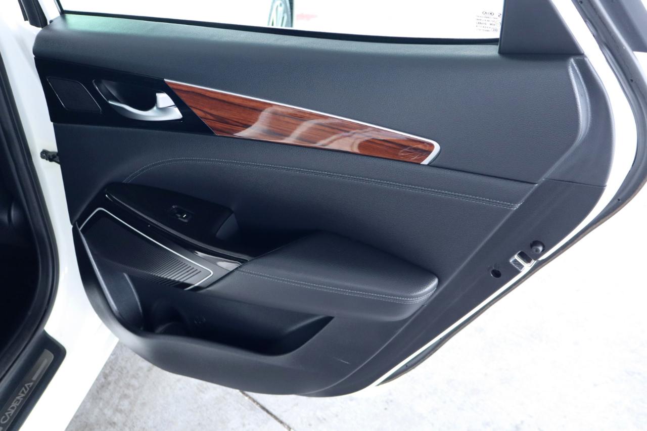 Kia Cadenza Premium Sedan 2017