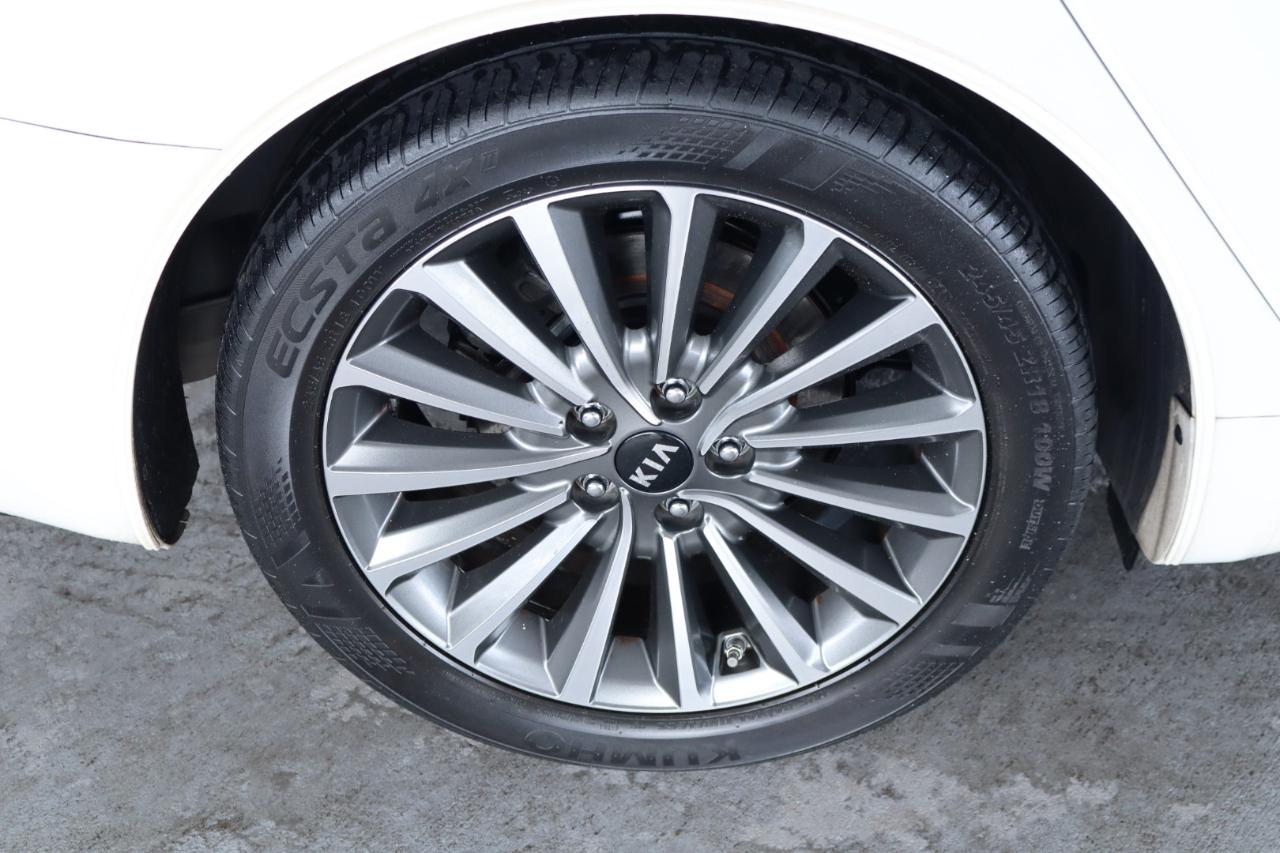 Kia Cadenza Premium Sedan 2017