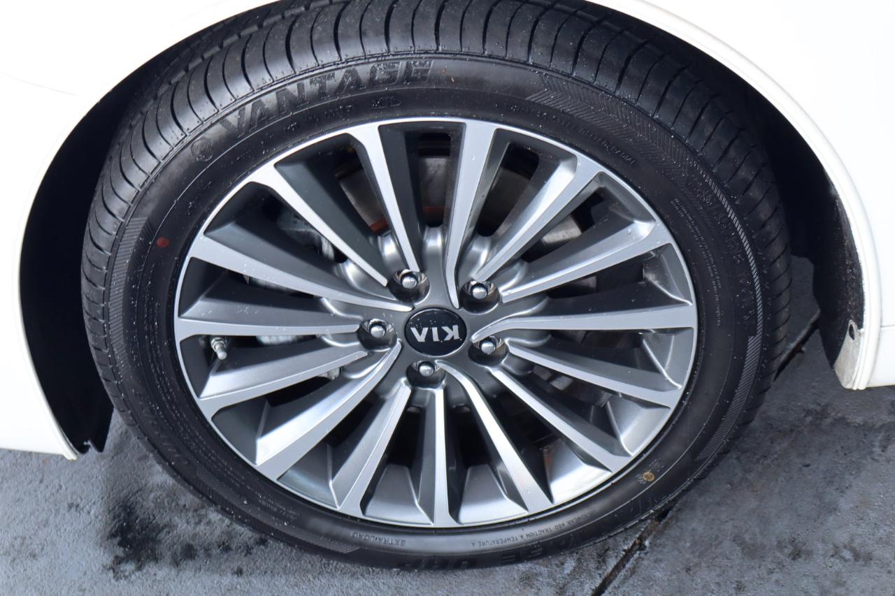 Kia Cadenza Premium Sedan 2017