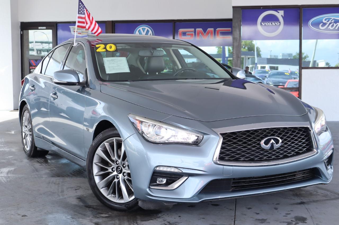Infiniti Q50 3.0t LUXE RWD 2020