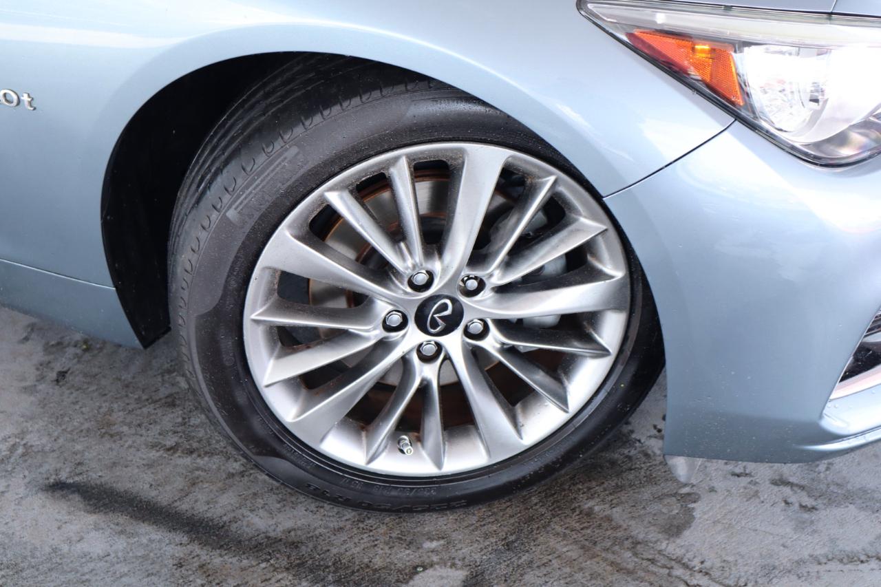 Infiniti Q50 3.0t LUXE RWD 2020