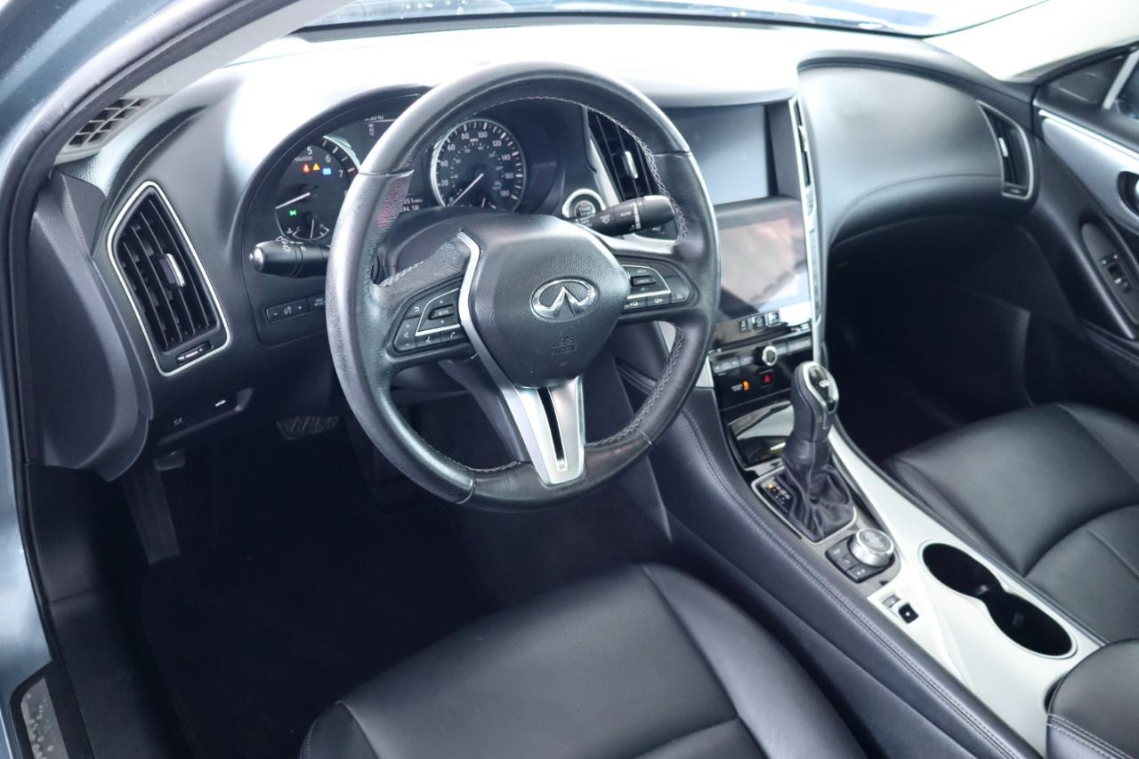 Infiniti Q50 3.0t LUXE RWD 2020