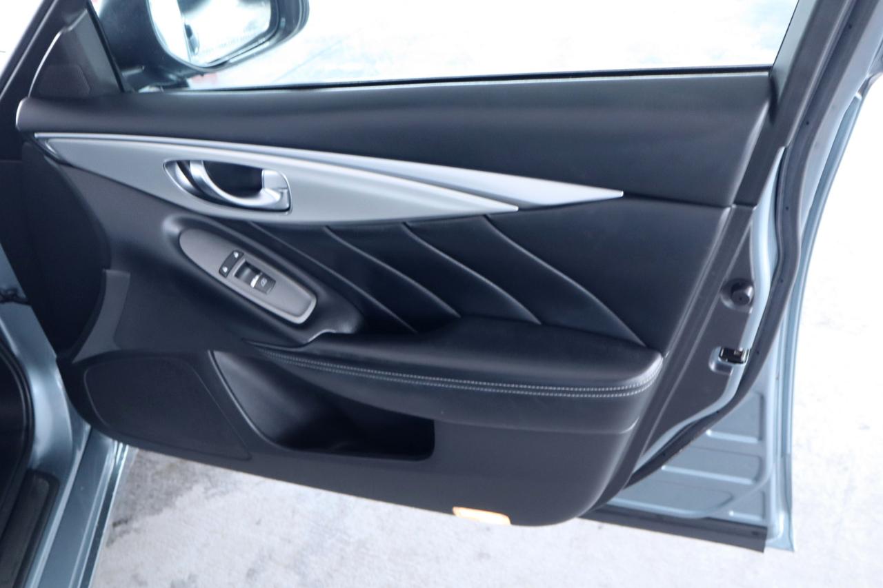 Infiniti Q50 3.0t LUXE RWD 2020