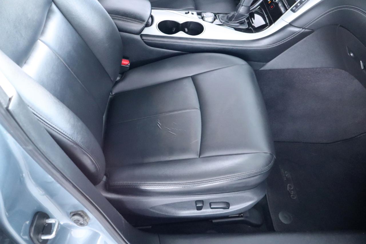 Infiniti Q50 3.0t LUXE RWD 2020