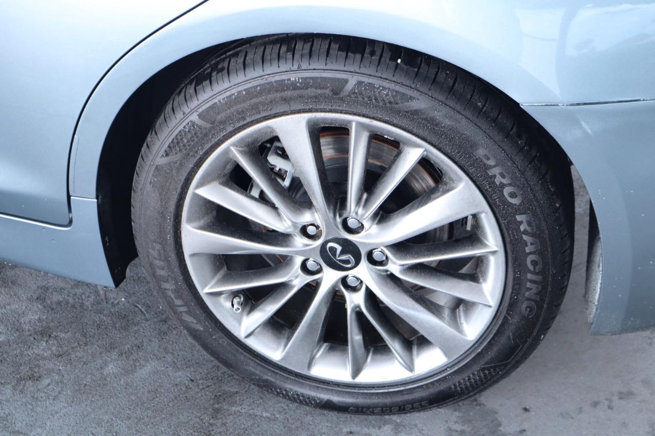 Infiniti Q50 3.0t LUXE RWD 2020