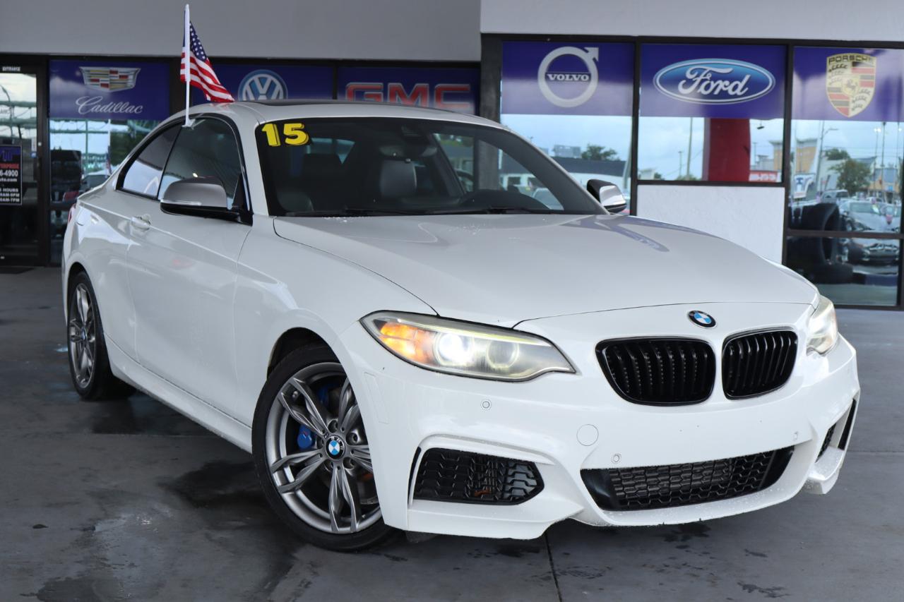 BMW 2 Series 2dr Cpe M235i RWD 2015