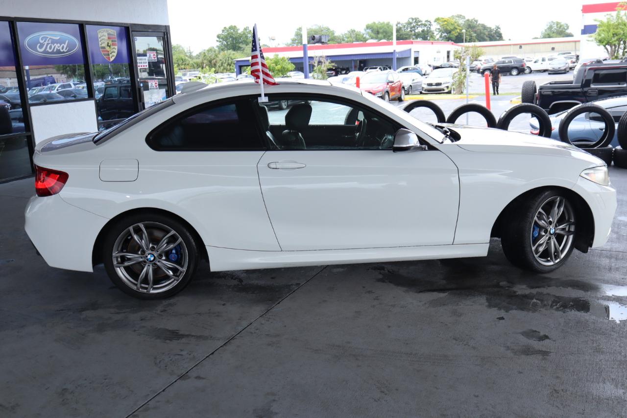 BMW 2 Series 2dr Cpe M235i RWD 2015