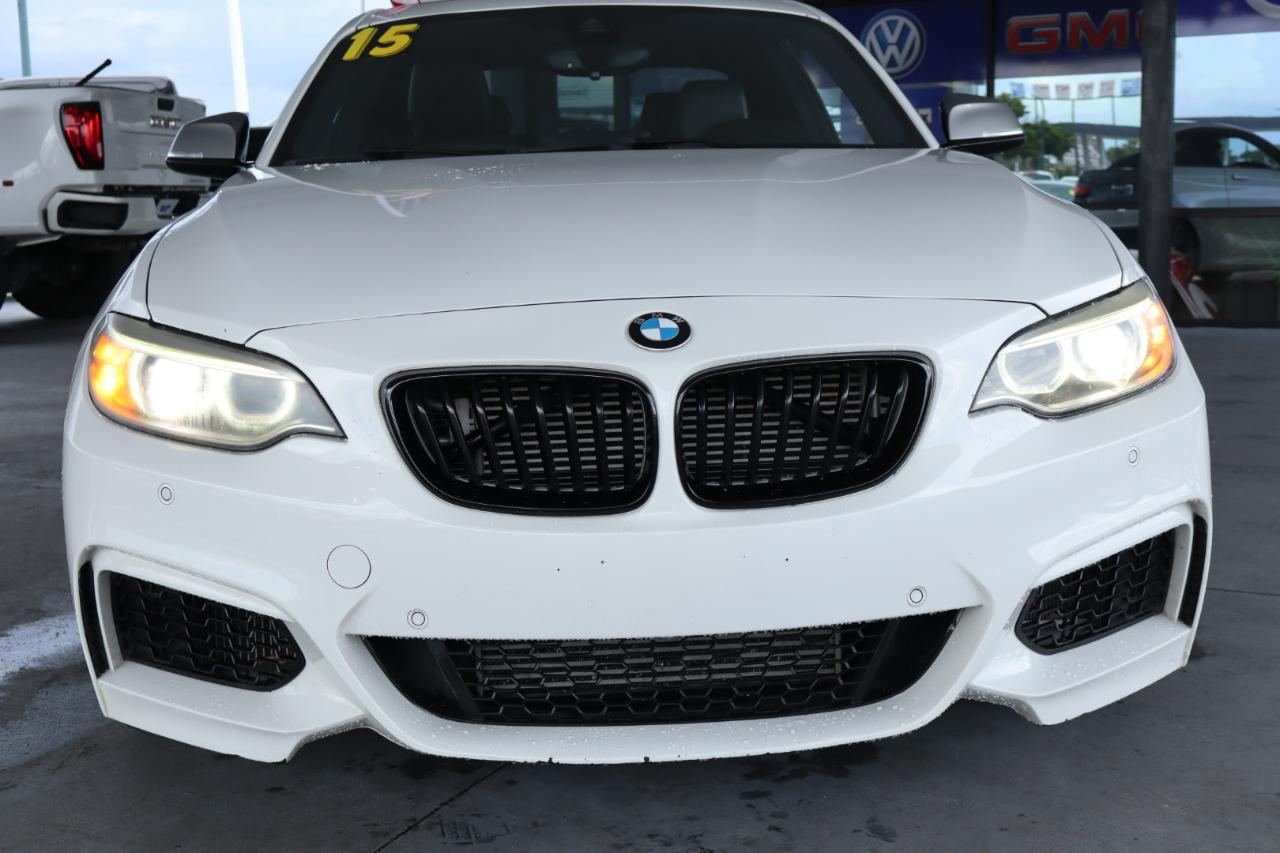 BMW 2 Series 2dr Cpe M235i RWD 2015