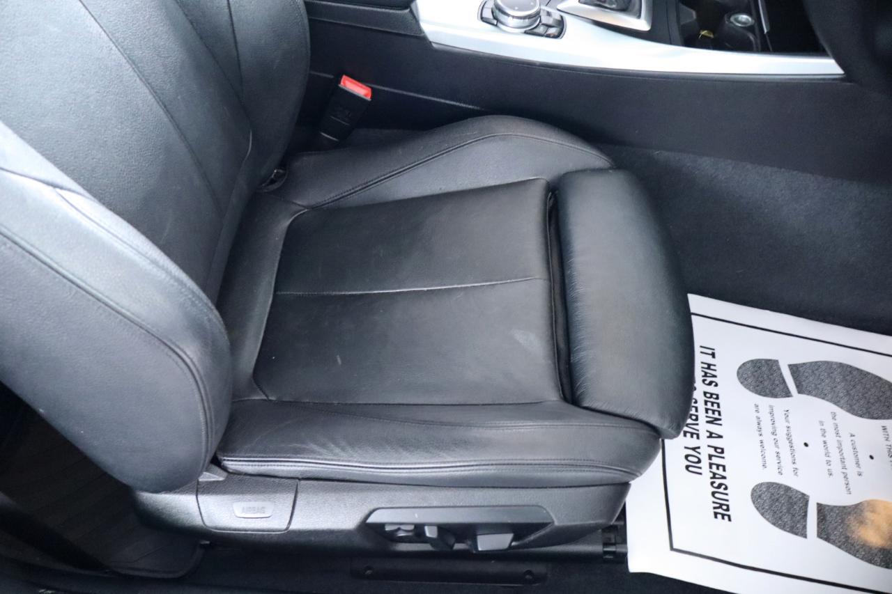 BMW 2 Series 2dr Cpe M235i RWD 2015