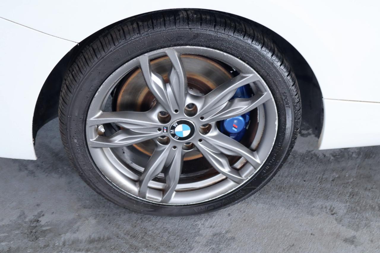 BMW 2 Series 2dr Cpe M235i RWD 2015