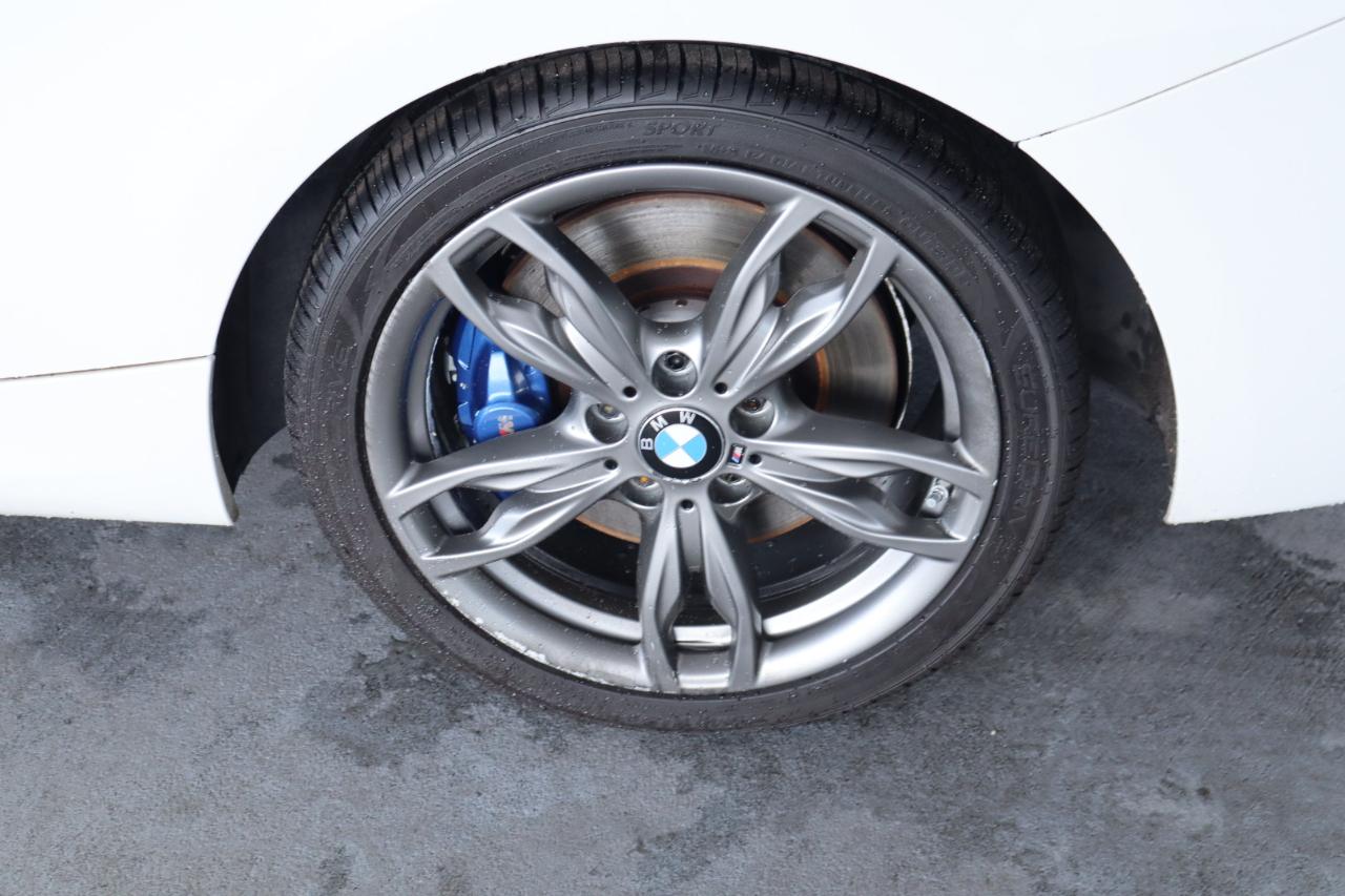 BMW 2 Series 2dr Cpe M235i RWD 2015