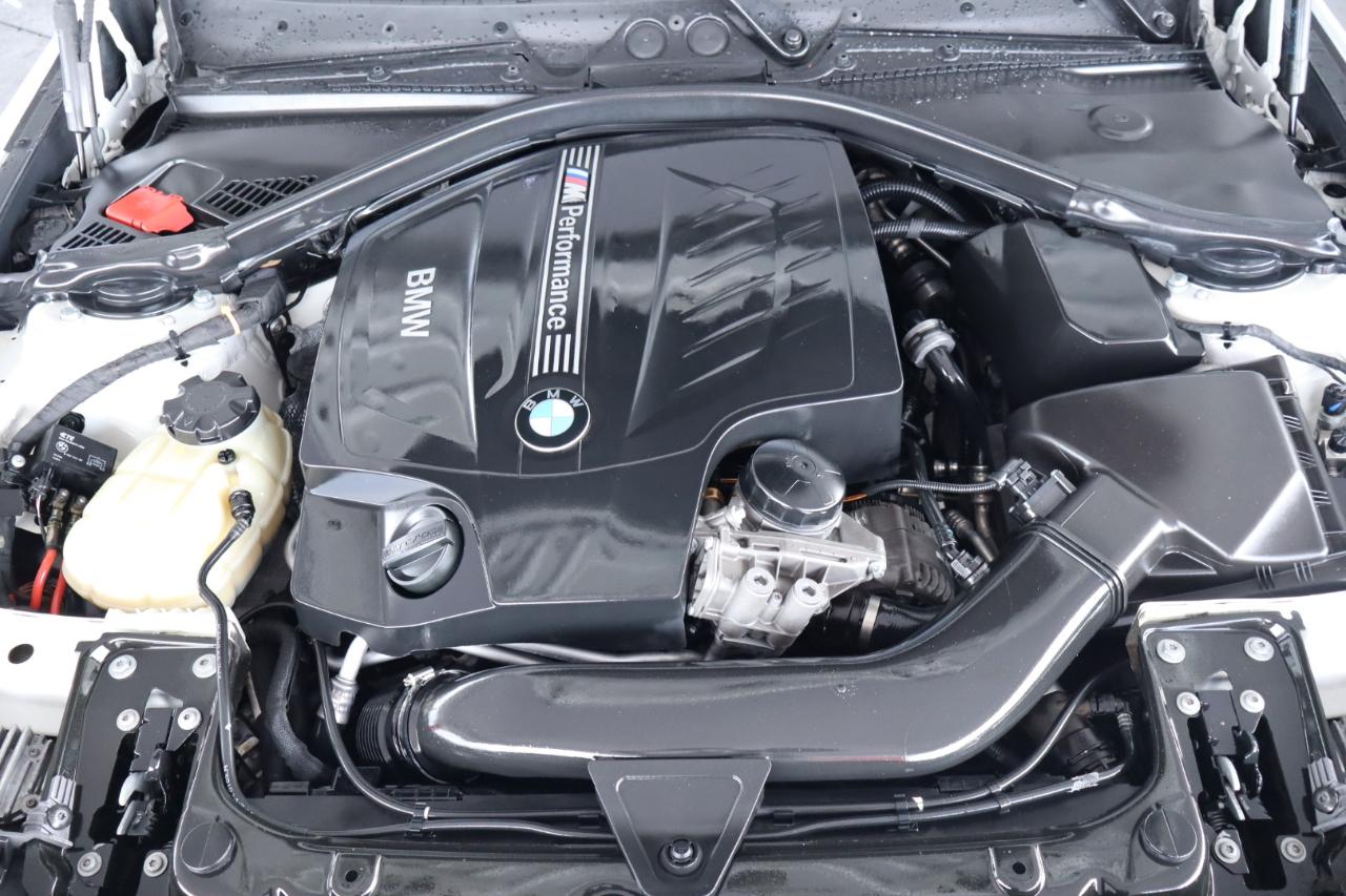 BMW 2 Series 2dr Cpe M235i RWD 2015
