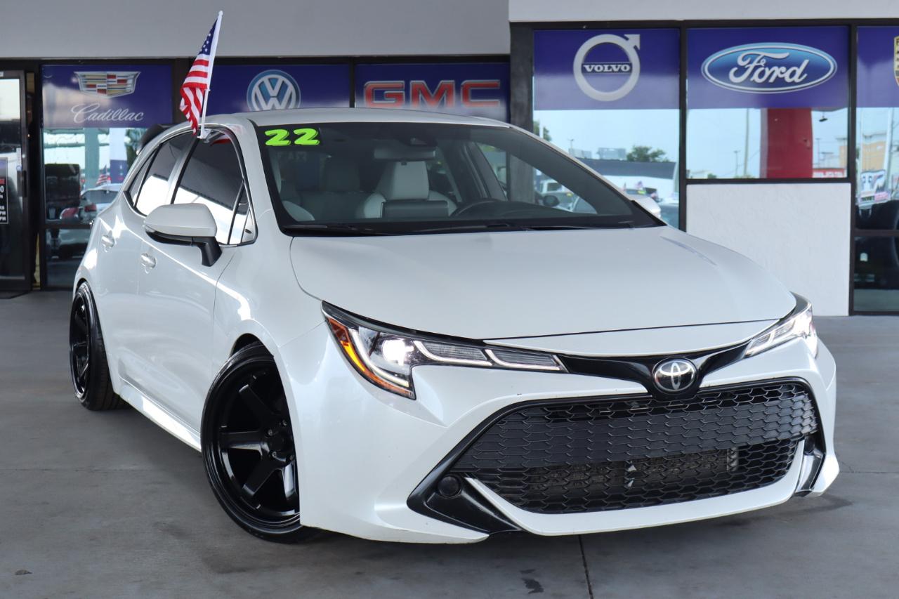 Toyota Corolla Hatchback SE Manual (Natl) 2022