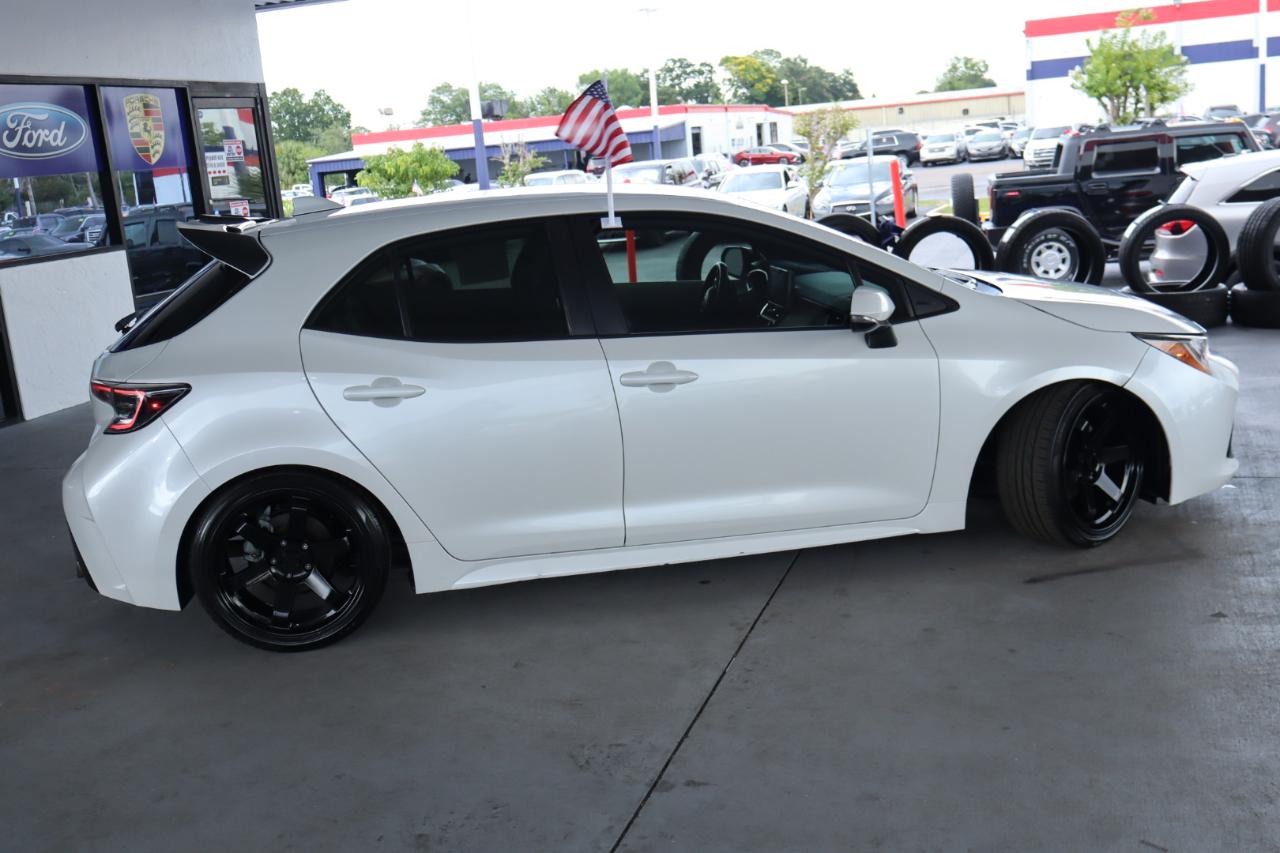 Toyota Corolla Hatchback SE Manual (Natl) 2022