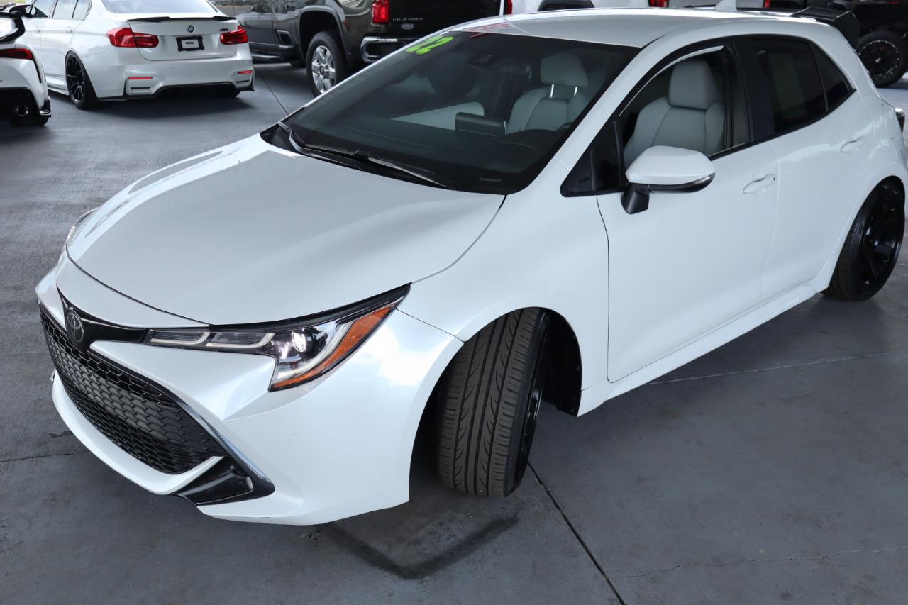 Toyota Corolla Hatchback SE Manual (Natl) 2022