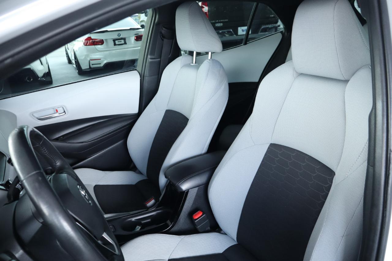 Toyota Corolla Hatchback SE Manual (Natl) 2022