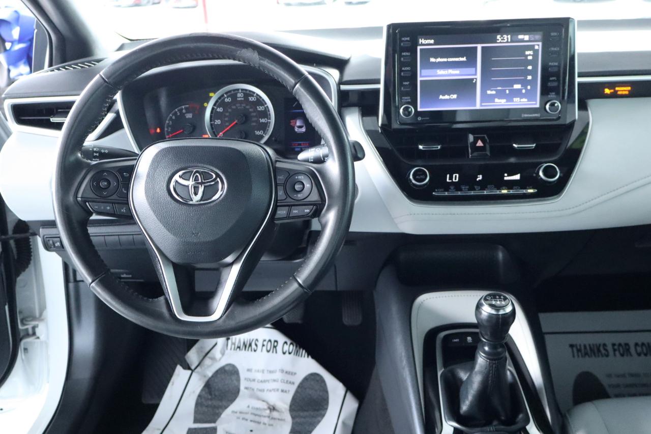 Toyota Corolla Hatchback SE Manual (Natl) 2022