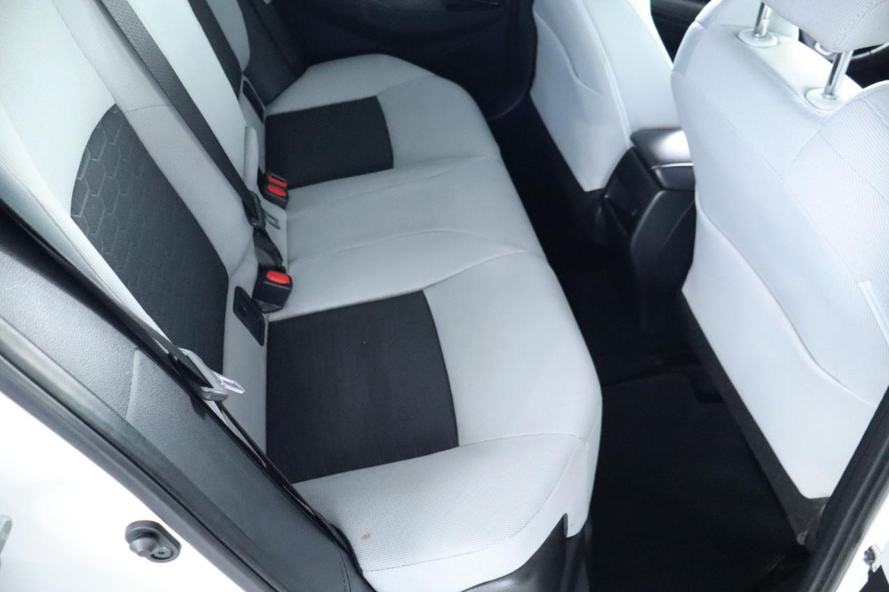 Toyota Corolla Hatchback SE Manual (Natl) 2022