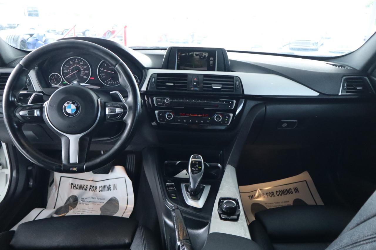 BMW 3 Series 330i xDrive Sedan 2017