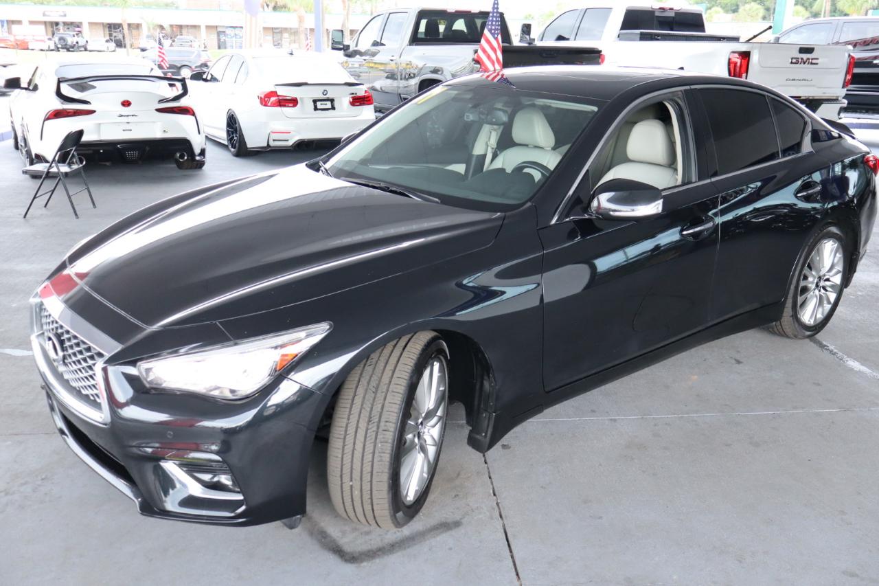 Infiniti Q50 3.0t LUXE RWD 2021