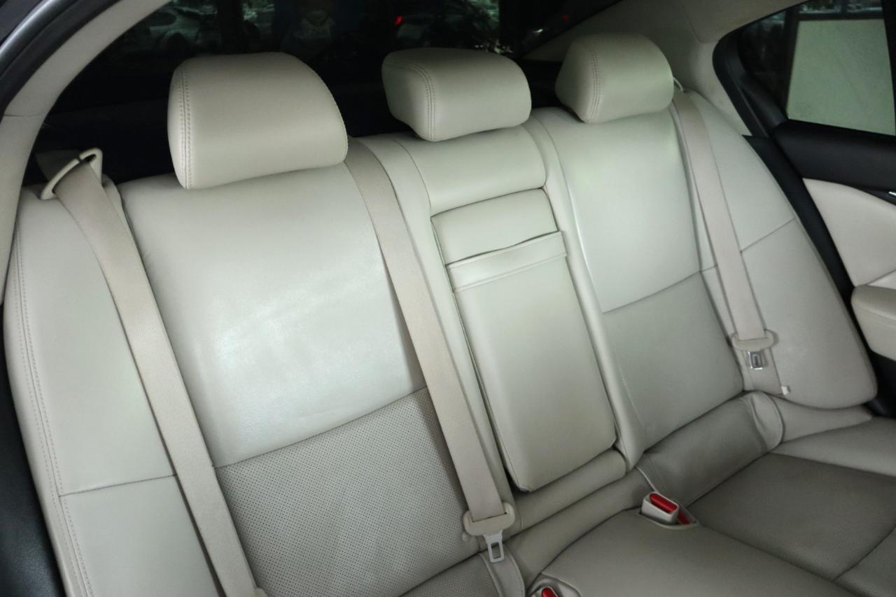Infiniti Q50 3.0t LUXE RWD 2021