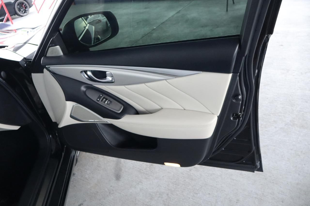 Infiniti Q50 3.0t LUXE RWD 2021