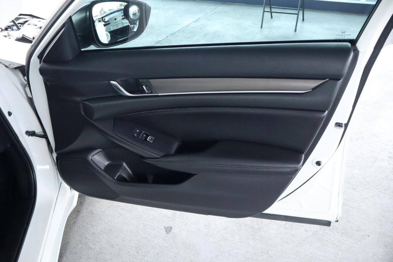 Honda Accord Sedan LX 1.5T CVT 2019
